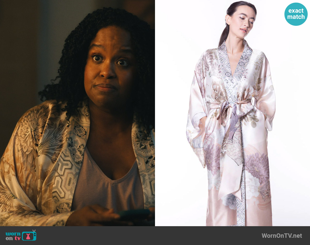 Christine Lingerie Geisha Robe worn by Belinda Lindsey (Natasha Rothwell) on The White Lotus