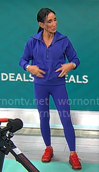 Elizabeth Werner’s blue leggings and sweatshirt on CBS Mornings