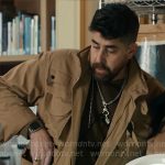 Harry’s beige utility jacket on The Equalizer