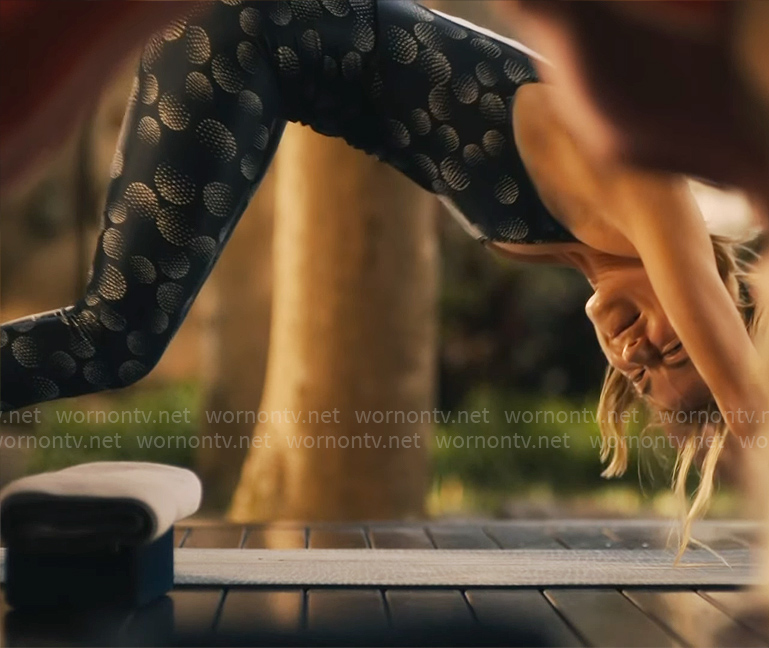 Jaclyn’s black dotted yoga jumpsuit on The White Lotus