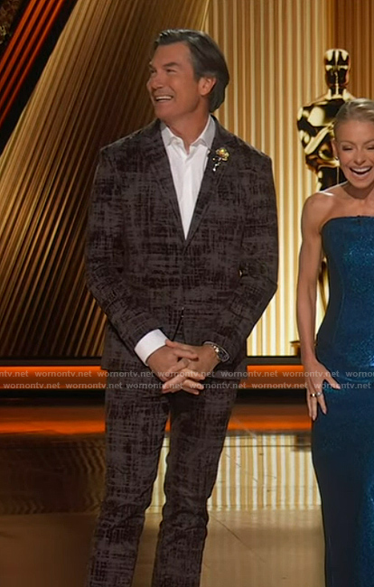 Jerry O’Connell’s blazer and pants on Live with Kelly and Mark