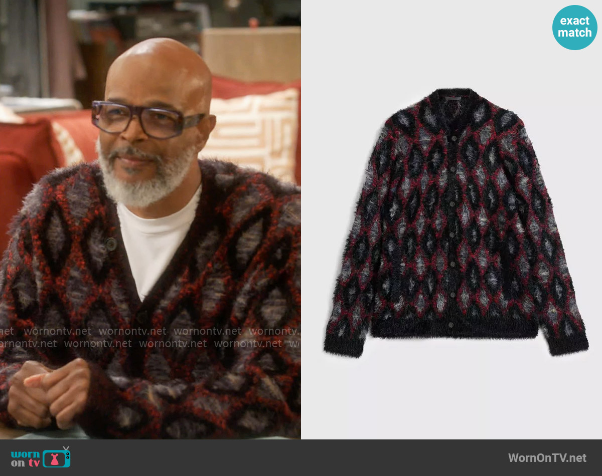 John Varvatos Lane Cardigan worn by Poppa (Damon Wayans) on Poppas House