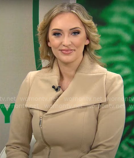 Kelly O’Grady’s beige zip jacket on CBS Mornings