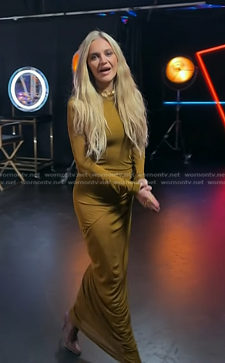 Kelsea Ballerini’s yellow ruched jersey maxi dress on The Voice