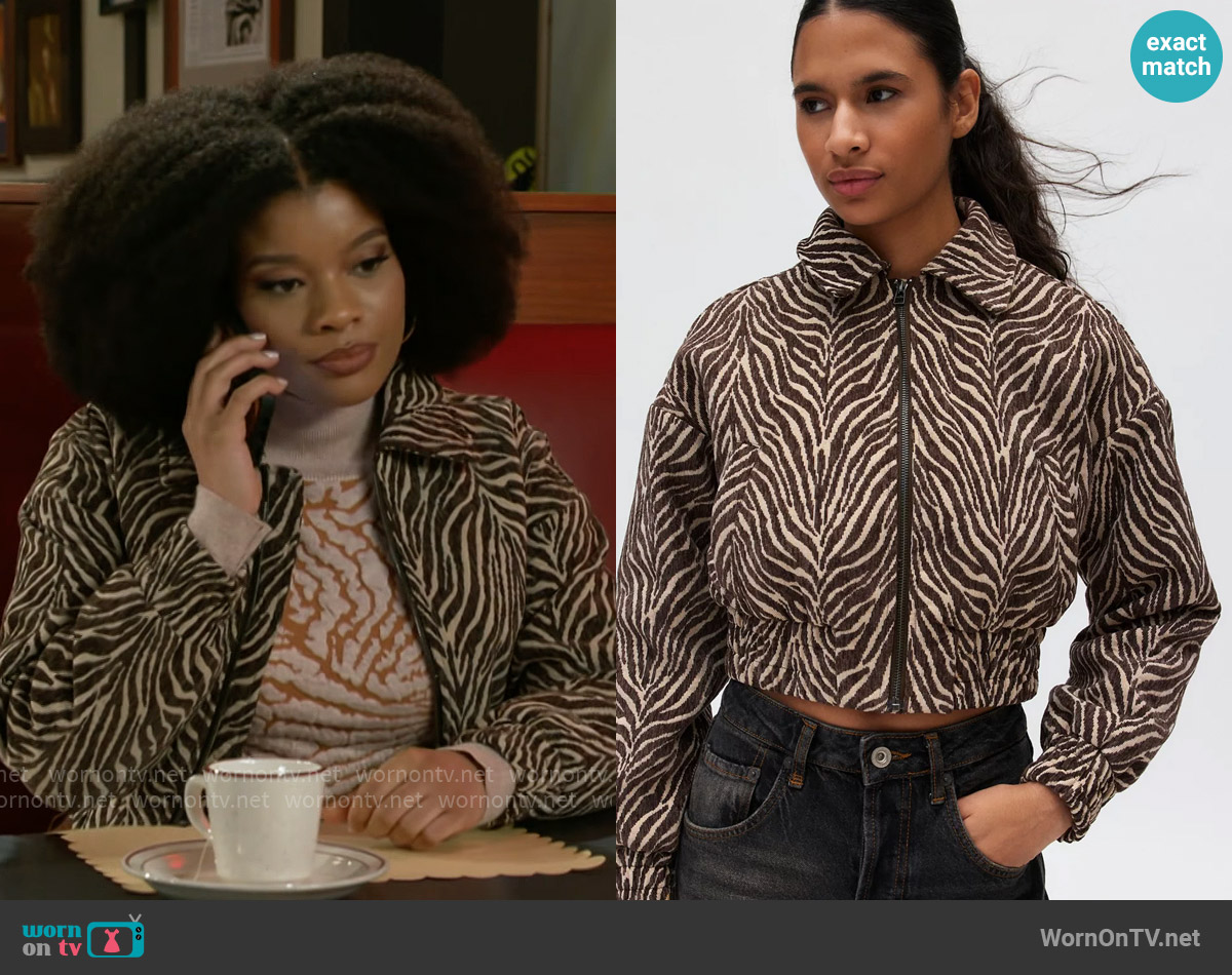 Kimchi Blue Evelyn Bomber Jacket worn by Eva Thomas (Ambyr Michelle) on Beyond the Gates