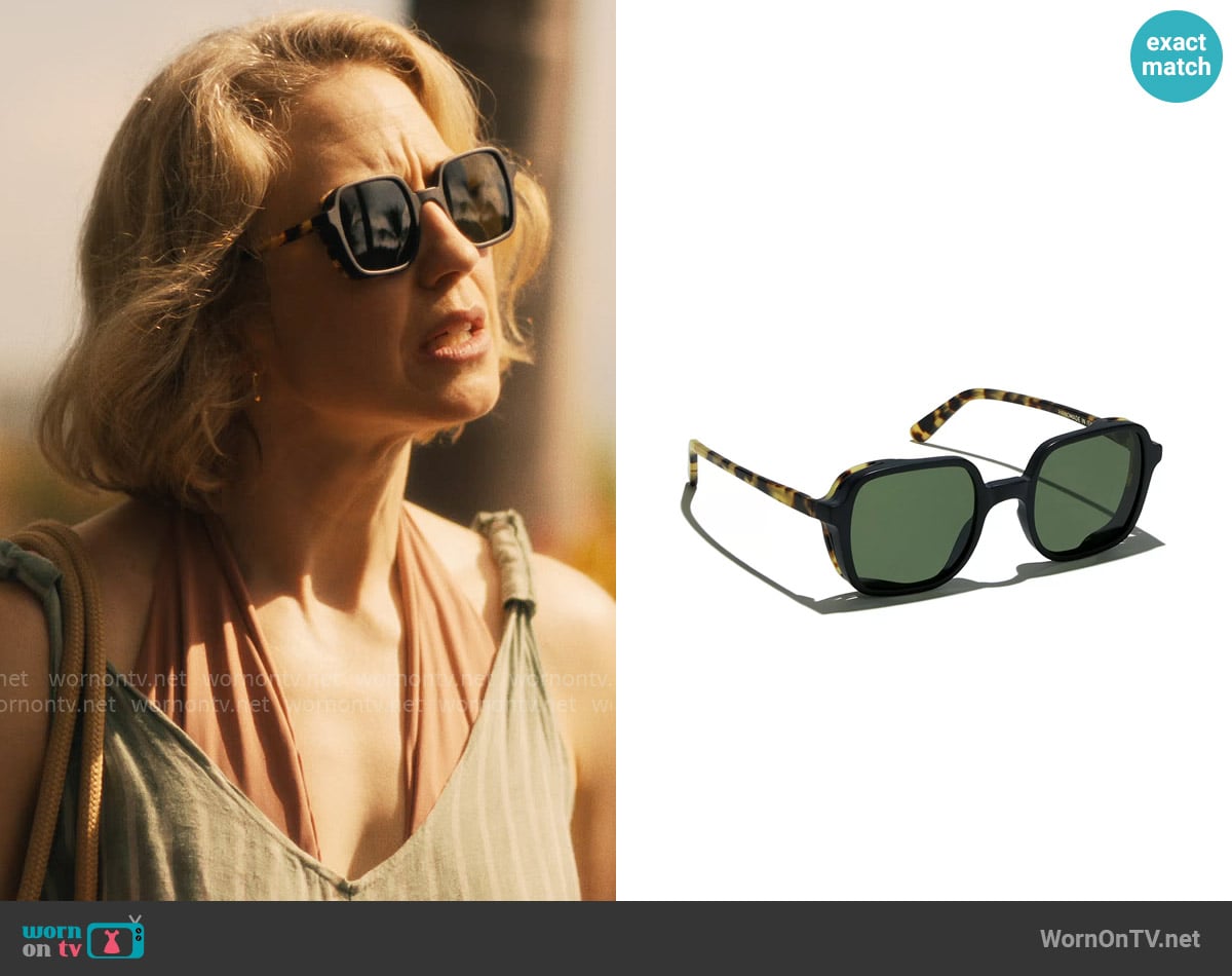L.G.R Manda Explorer Sunglasses worn by Laurie (Carrie Coon) on The White Lotus