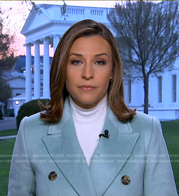 Mary’s blue double breasted coat on Good Morning America