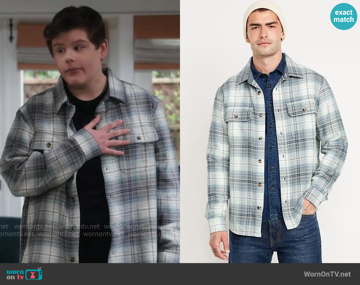 Old Navy Plaid Pocket Shirt in Light Blue Plaid worn by Carter (Maxwell Simkins) on Shifting Gears