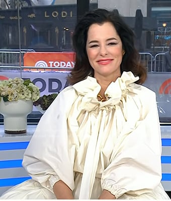 Parker Posey’s white balloon sleeve blouse and skirt on Today