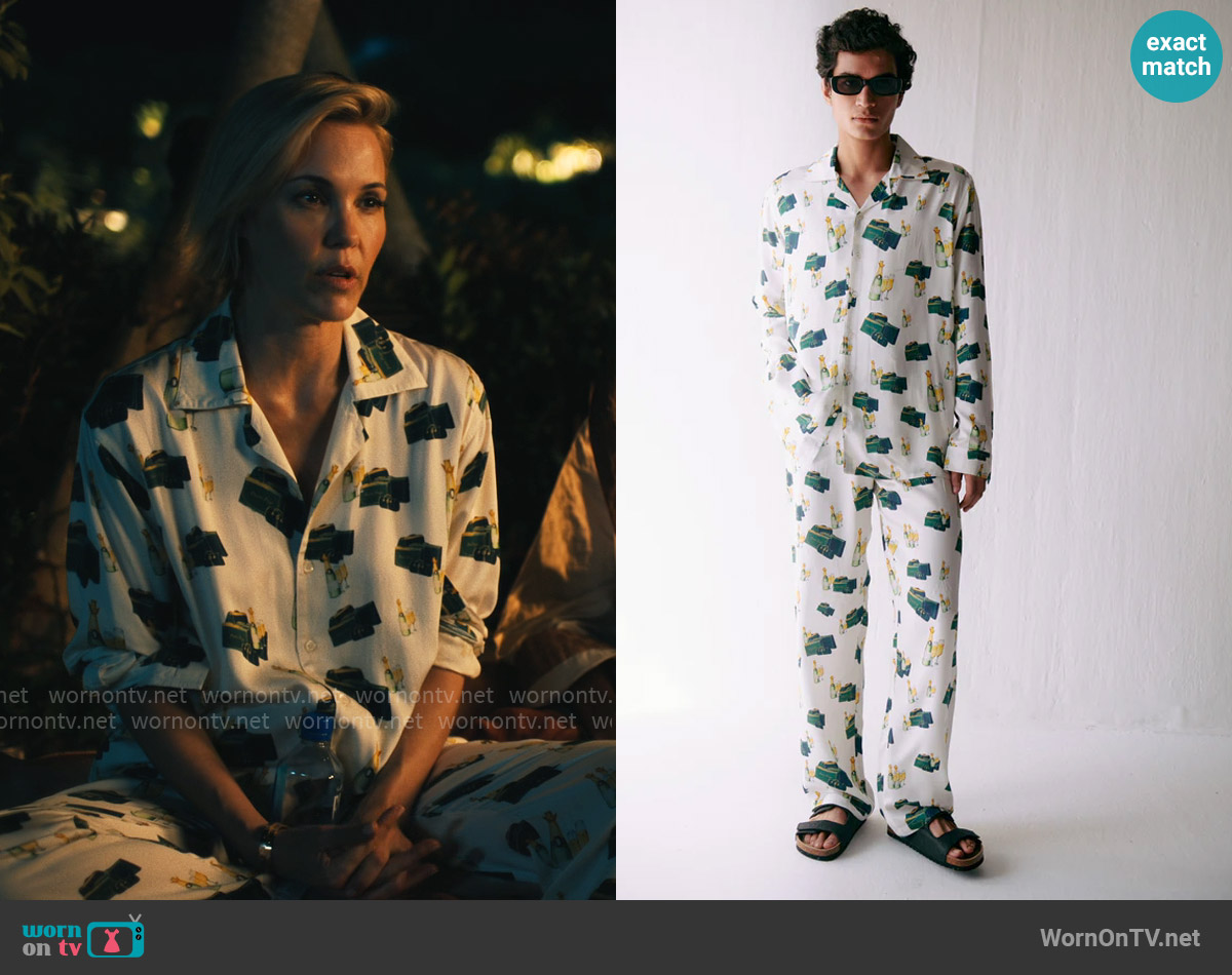 Perte D'Ego Amalfi illustrations full sleeve shirt worn by Kate (Leslie Bibb) on The White Lotus