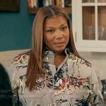 Robyn’s grey floral graphic button down shirt on The Equalizer