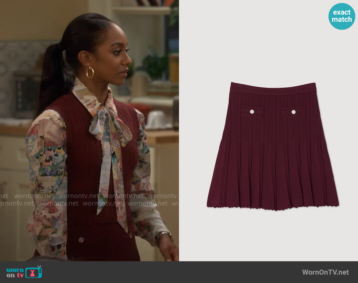 Sandro Short pleated knit skirt worn by Nina (Tetona Jackson) on Poppas House