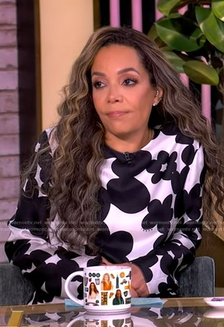 Sunny’s black and white floral print dress on The View