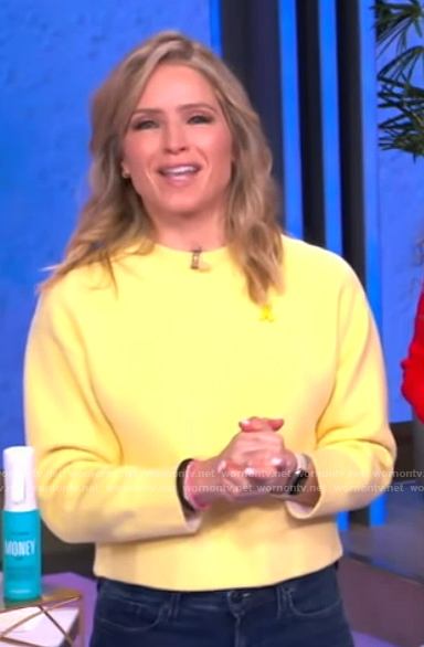 Sara’s yellow knit sweater on The View