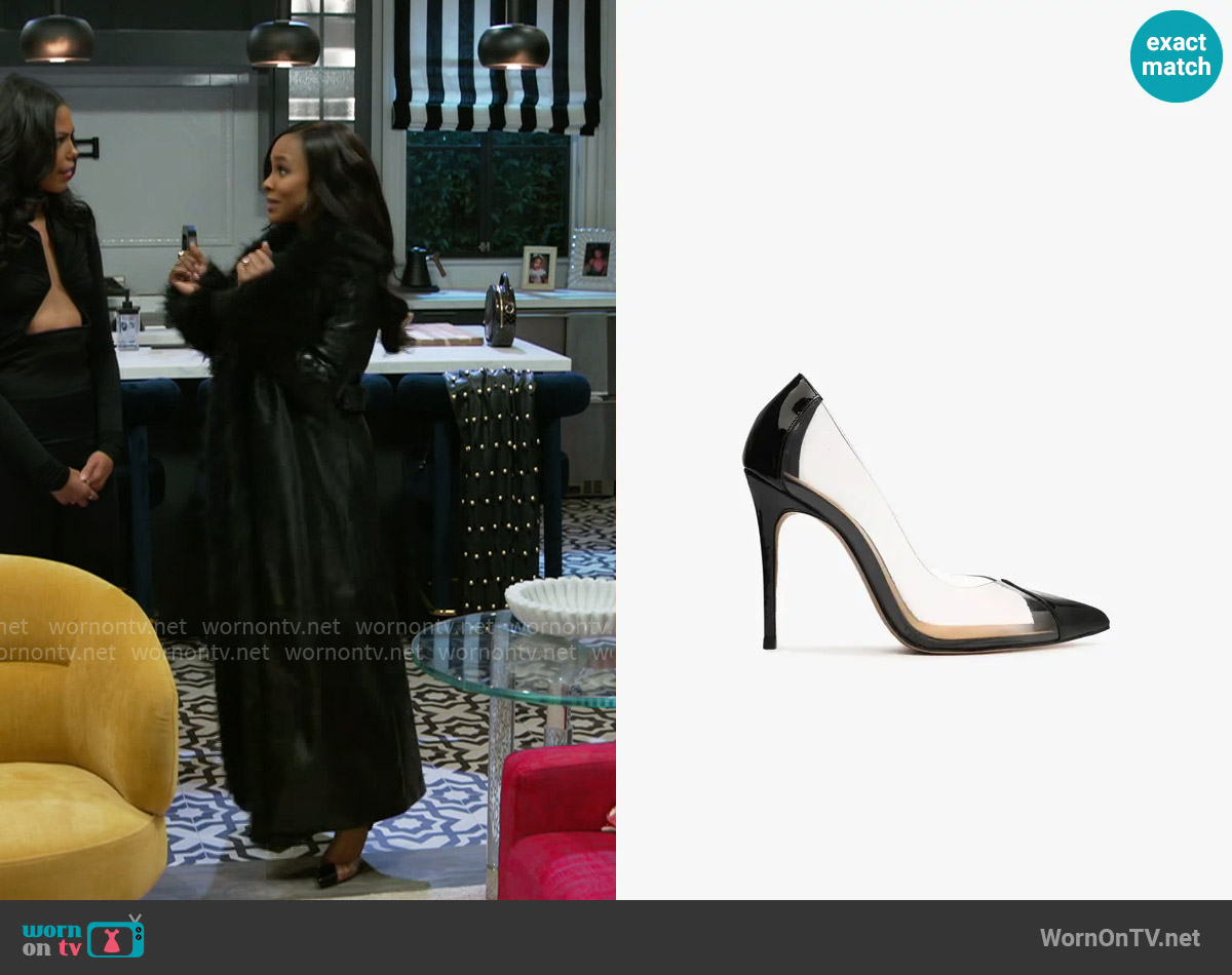 Schutz Cendi Pumps worn by Hayley Lawson (Marquita Goings) on Beyond the Gates