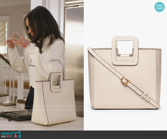 Staud Shirley Leather Bag worn by Layla Keating (Greta Onieogou) on All American