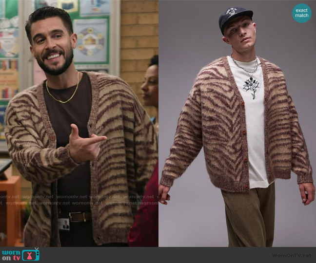 Topman Zebra Pattern Brushed Oversize V-Neck Cardigan worn by Manny (Josh Segarra) on Abbott Elementary