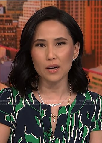 Vicky’s gold pearl necklace on NBC News Daily