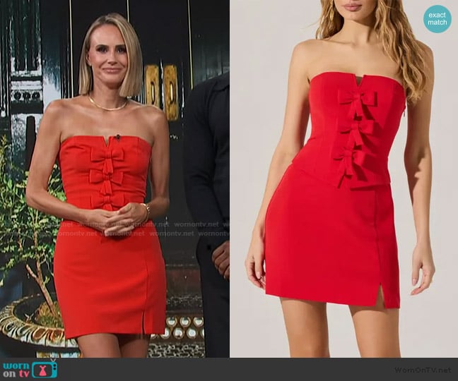 ASTR the Label Bow Detail Strapless Sheath Dress worn by Keltie Knight on E! News