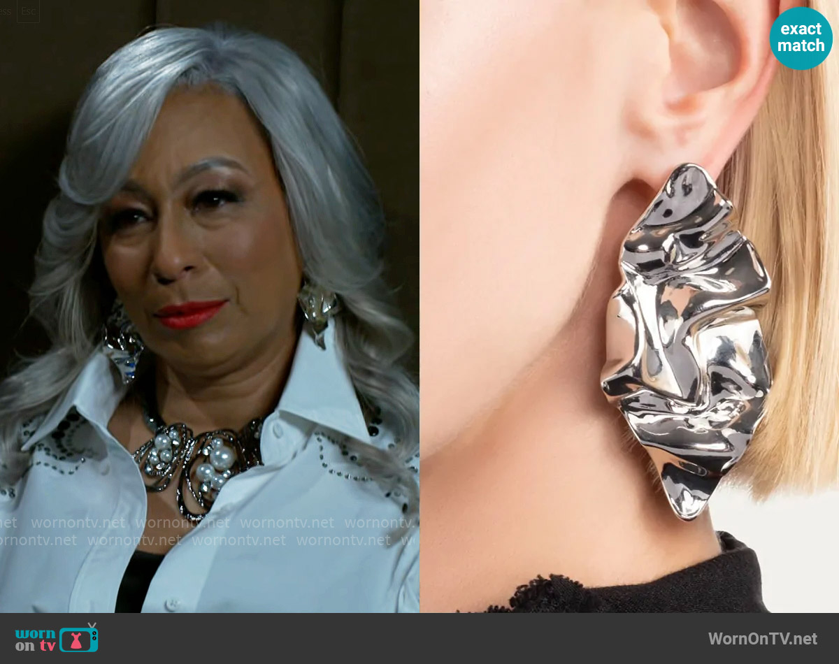 Alexis Bittar Crumpled Gold Large Post Earrings in Silver worn by Anita Dupree (Tamara Tunie) on Beyond the Gates