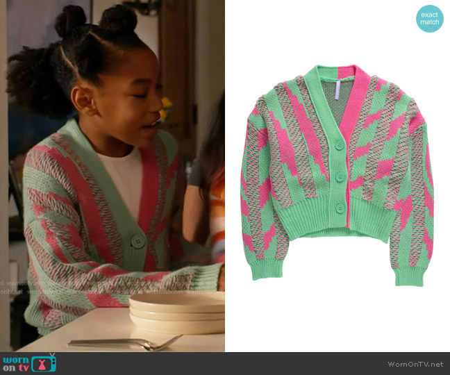 Good Luck Girl Kids' Crop Cardigan in Mint Pink worn by Mara Driskell (Askyler Bell) on 9-1-1