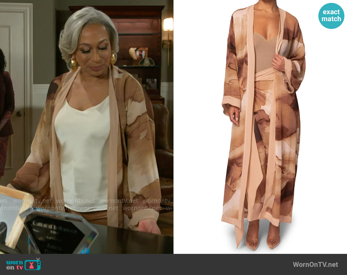 JLUXLABEL Alissa Abstract Print Wrap Duster worn by Anita Dupree (Tamara Tunie) on Beyond the Gates