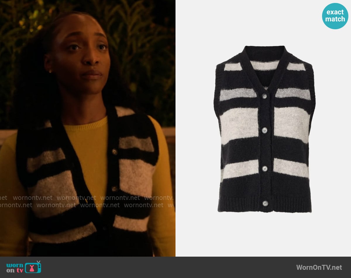 Officine Generale Marieta Cardigan Vest worn by Faith Mitchell (Iantha Richardson) on Will Trent