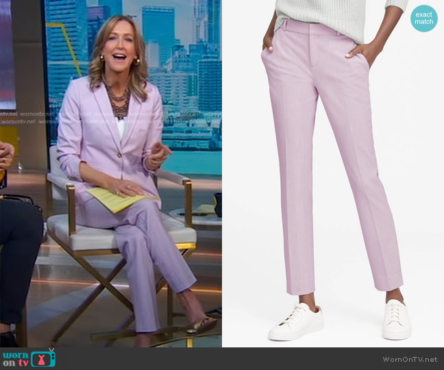 Banana Republic Ryan Slim Straight-Fit Birdseye Pant in Lilac Purple worn by Lara Spencer on Good Morning America