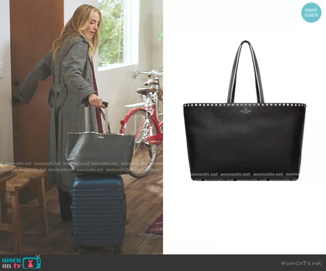 Valentino Garavani Large Rockstud Leather Tote worn by Teddy Altman (Kim Raver) on Greys Anatomy