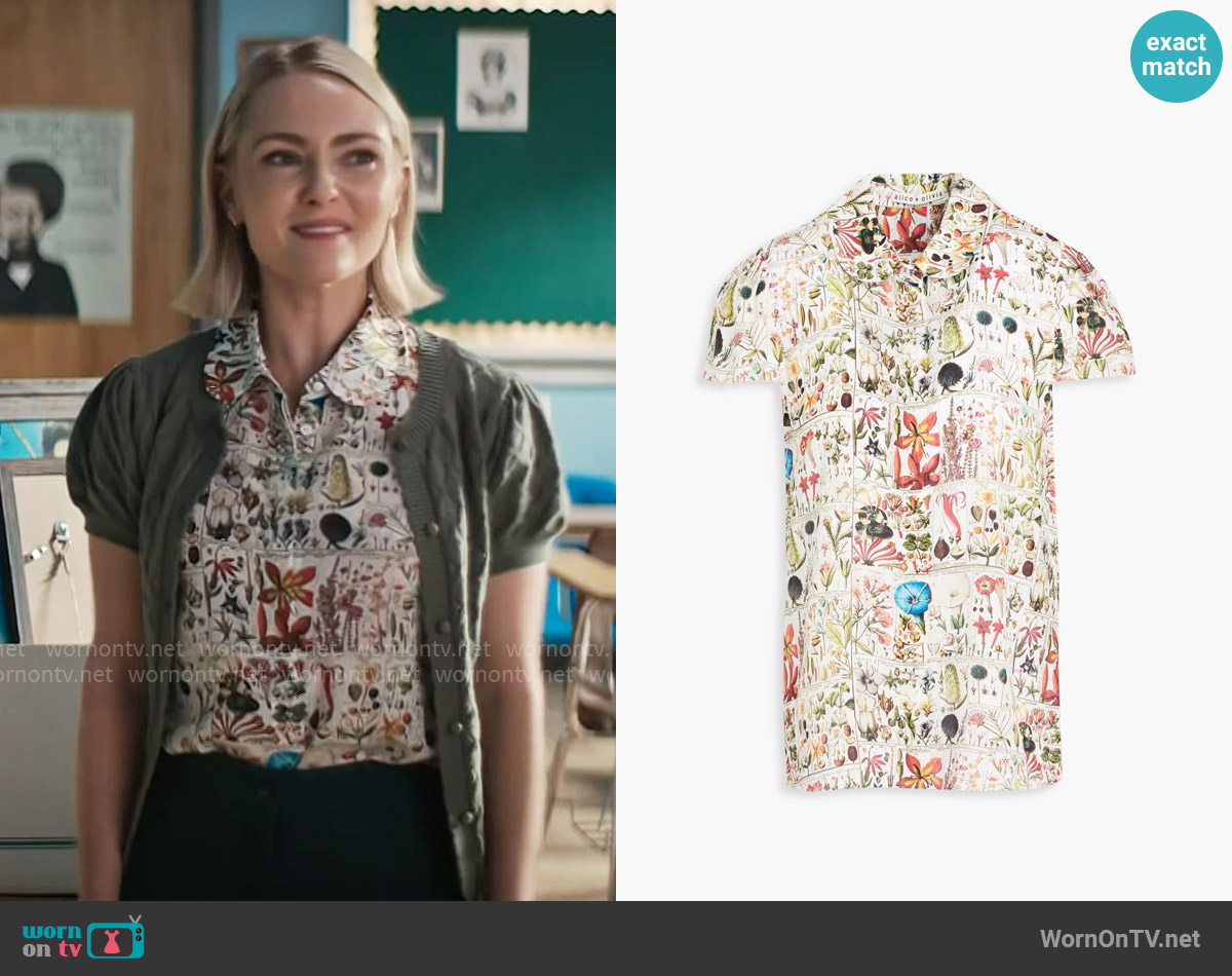 Alice + Olivia Joy floral-print silk crepe de chine blouse worn by Alice (AnnaSophia Robb) on Grosse Pointe Garden Society