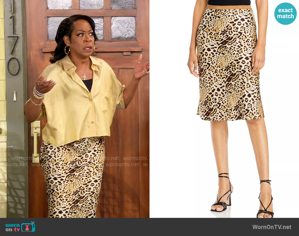 Anine Bing Erin Silk Leopard Print Skirt worn by Tina Butler (Tichina Arnold) on The Neighborhood