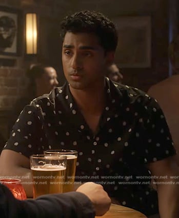 Ravi Panikkar’s black polka dot shirt on 9-1-1