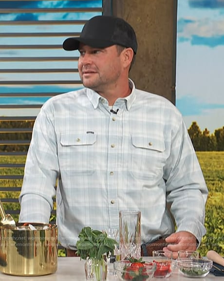 Colby Frey’s blue plaid shirt on Access Hollywood