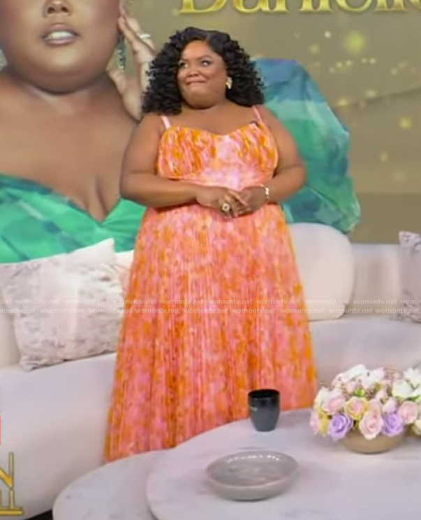 Danielle Pinnock’s floral print pleated dress on Tamron Hall Show