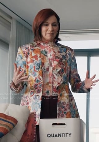 Elsbeth’s floral print blazer on Elsbeth