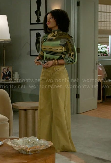 Eva’s printed crop top and wide leg jeans on Beyond the Gates