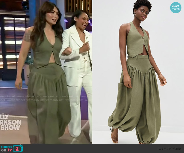 Fe Noel Halle Halter Vest worn by Daniella Pineda on The Kelly Clarkson Show