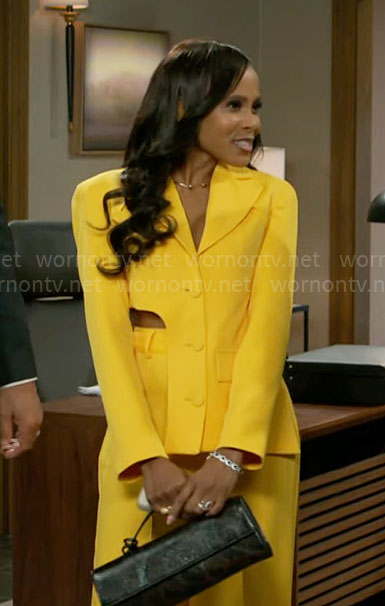 Hayley’s yellow cut out blazer on Beyond the Gates