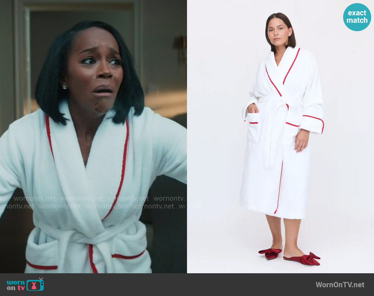 Hill House Home The Hotel Robe in White / Red worn by Catherine (Aja Naomi King) on Grosse Pointe Garden Society