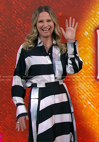 Jennifer Nettles’s striped blouse and skirt on Today