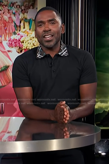 Justin’s black plaid collar polo on E! News