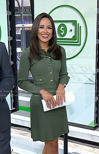 Kaylee’s green rib knit dress on Today