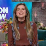 Kelly’s brown printed bell sleeve top on The Kelly Clarkson Show