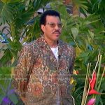 Lionel Richie’s green floral shirt on American Idol
