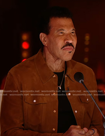 Lionel Richie’s brown suede jacket on American Idol