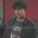 Lucas’s black graphic tee and zip denim jacket on Greys Anatomy