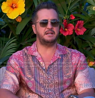 Luke Bryan’s red print bowling shirt on American Idol