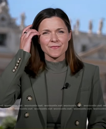 Maggie Rulli’s army green blazer on Good Morning America