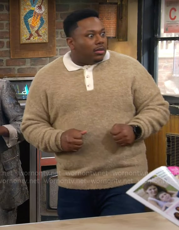 Marty’s beige contrast collar polo sweater on The Neighborhood
