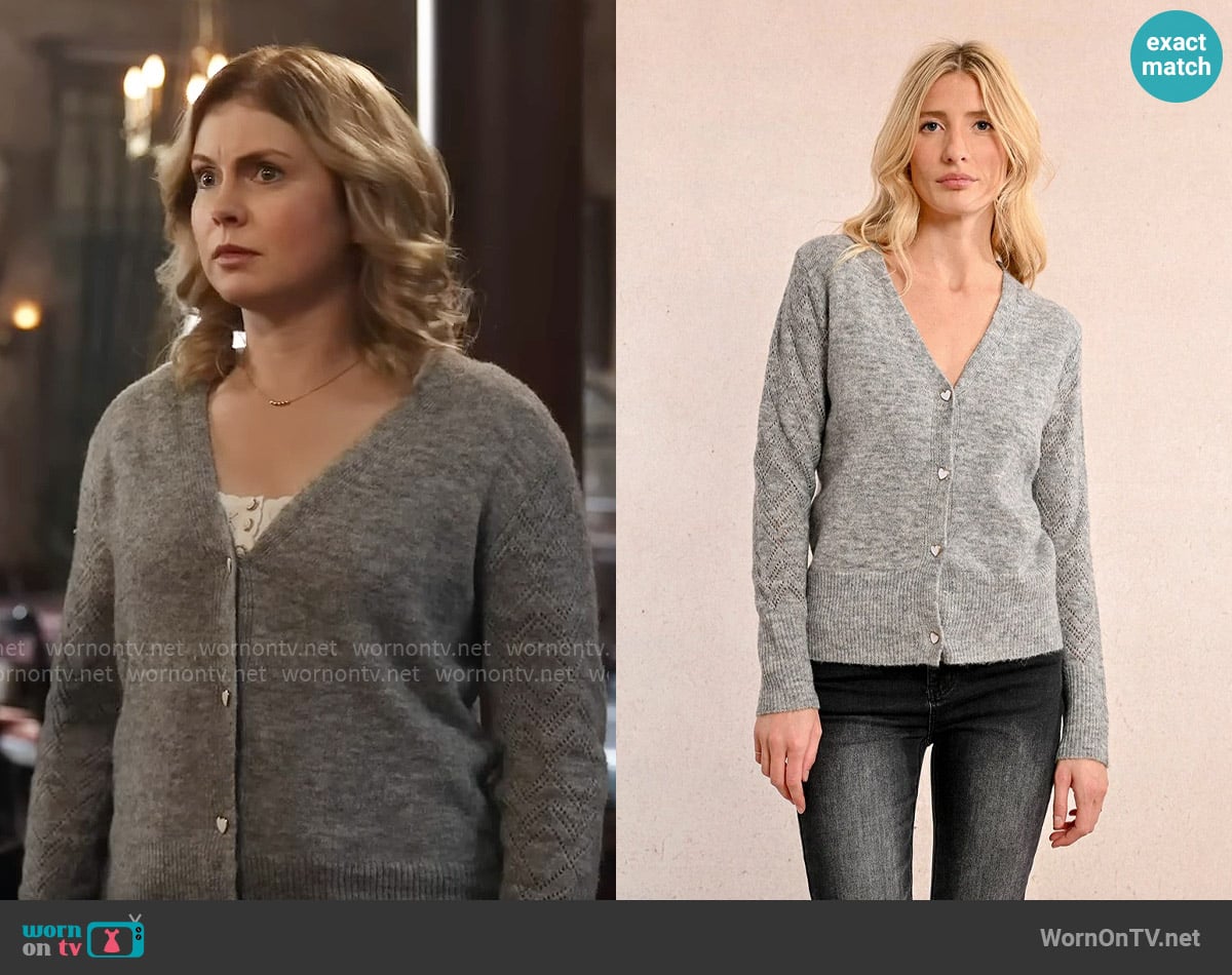 Molly Bracken Openwork Knit Vest in Grey worn by Sam (Rose McIver) on Ghosts